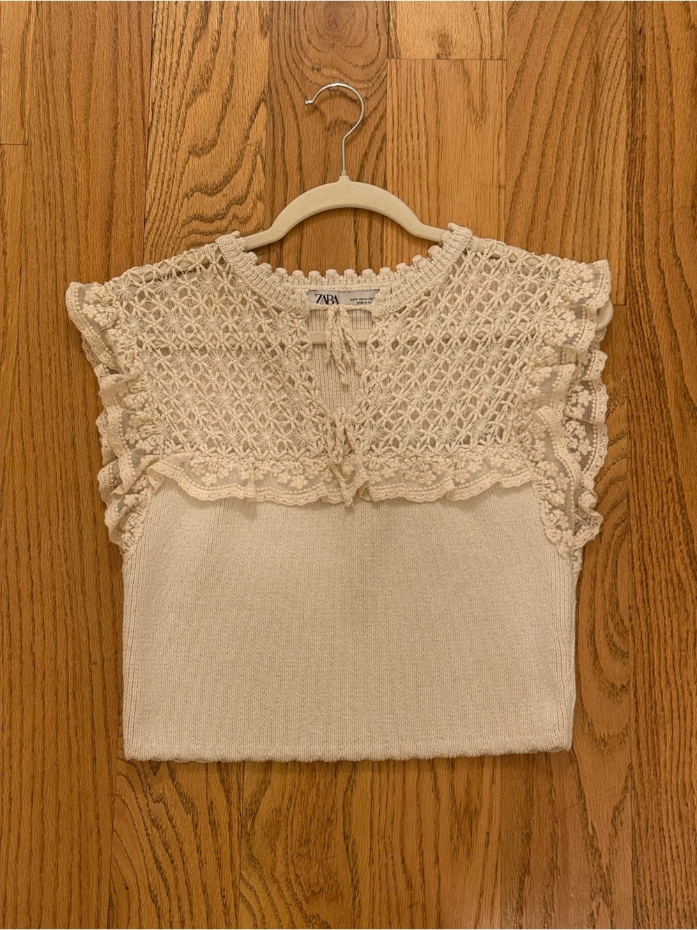 Zara Cream Crochet Yoke Sleeveless Knit Top